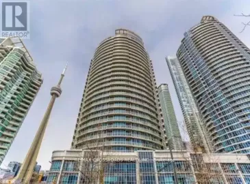 218 Queens Quay Way, Toronto, Ontario M5J2Y6, 3 Bedrooms Bedrooms, ,2 BathroomsBathrooms,Single Family,For Lease,Queens Quay,C7258978