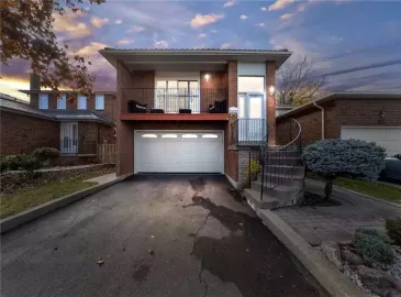 Brampton, Ontario L6X1K7, 5 Bedrooms Bedrooms, ,2 BathroomsBathrooms,Single Family,For Sale,H4178727