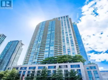 18 Yonge Street, Toronto, Ontario M5E1Z8, 2 Bedrooms Bedrooms, ,2 BathroomsBathrooms,Single Family,For Lease,Yonge,C7272288