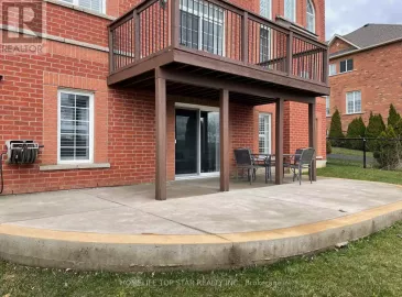 70 Southlake Boulevard, Brampton, Ontario L6V4P1, 2 Bedrooms Bedrooms, ,1 BathroomBathrooms,Single Family,For Lease,Southlake,W7284392